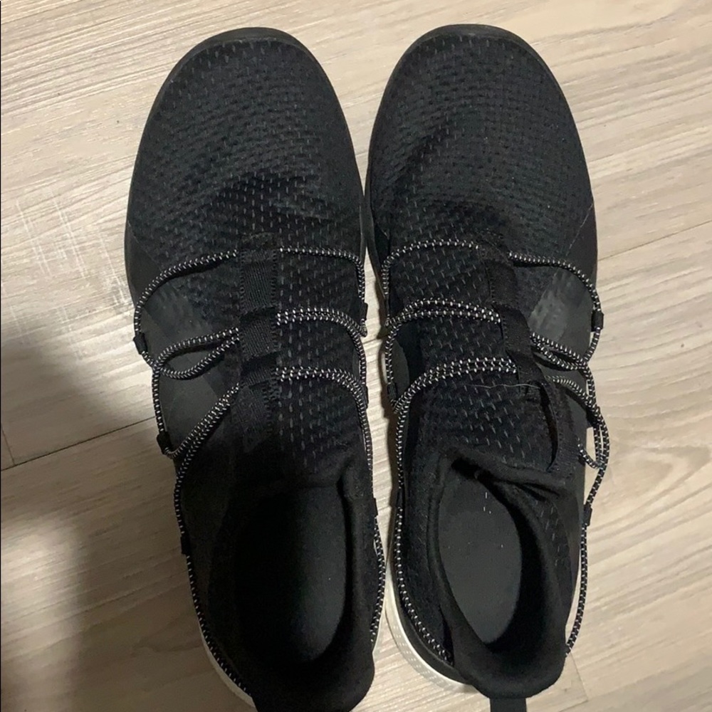 Black/white Reebok shoes!